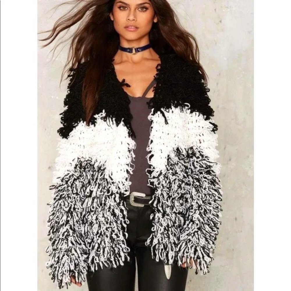 Stunning Bogo Chic Shaggy Colorblock Loop Knit Kn… - image 1